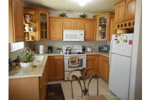 2481 Carlyle Ln, Hollywood, FL 33021, Sold 07/01/19