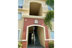 7085 Nova Dr, Davie, FL 33317, Sold 05/17/19