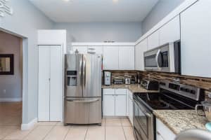 284 Royal Cove Way, Davie, FL 33325, Sold 06/03/19