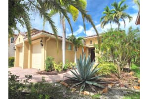 8240 NW 105th Ln, Parkland, FL 33076, Sold 08/14/19