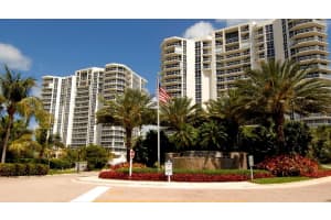 MLS# H10689144, Hollywood, Florida 33019