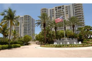 MLS# H10689144, Hollywood, Florida 33019