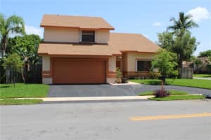 9801 SW 14th St, Pembroke Pines, FL 33025, Sold 08/13/19