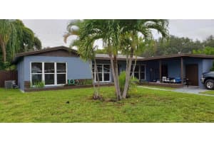206 S 57th Terrace, Hollywood, FL 33023, Sold 09/13/19
