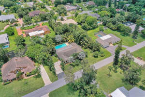 11440 SW 3rd St, Plantation, FL 33325, Sold 09/06/19