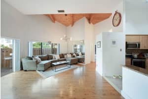 501 Leslie Dr, Hallandale Beach, FL 33009, Sold 09/19/19