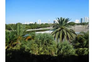 700 NE 14th Ave, Hallandale Beach, FL 33009, Sold 12/17/19