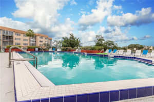 877 NE 195th St, North Miami Beach, FL 33179, Sold 02/25/20