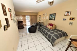 20 NW 87th Ave APT A201, Miami, FL 33172, Sold 12/27/19