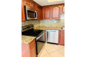 5623 NW 21st St #9c, Lauderhill, FL 33313, Sold 12/19/19