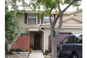 9120 Vineyard Lake Dr, Plantation, FL 33324, Sold 01/15/13
