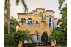 MLS# H908780, Aventura, Florida 33160