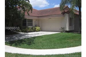 9561 NW 18th Manor, Plantation, FL 33322, Sold 08/28/13