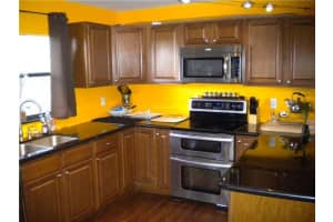 5821 Swordfish Ct, Tamarac, FL 33319, Sold 12/03/13