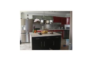 3610 Yacht Club Dr, Miami, FL 33180, Sold 12/13/13