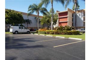 871 NE 195th St, Miami, FL 33179, Sold 12/23/13