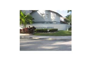1054 SW 113th Terrace, Pembroke Pines, FL 33025, Sold 10/31/14