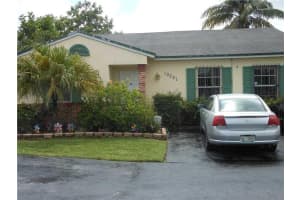 19251 NW 83rd Ave, Hialeah, FL 33015, Sold 01/16/15