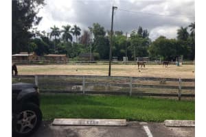 5100 SW 64th Ave, Davie, FL 33314, Sold 11/07/14