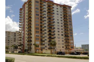 MLS# H923967, Hollywood, Florida 33019