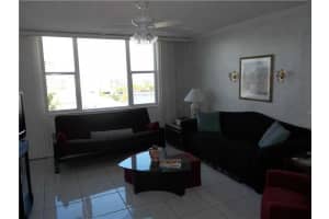 MLS# H925223, Hallandale Beach, Florida 33009