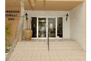 MLS# H925666, Hollywood, Florida 33019
