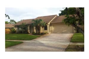 8652 SW 49th St, Cooper City, FL 33328, Sold 08/31/15