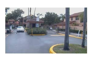 MLS# H927095, Pembroke Pines, Florida 33025
