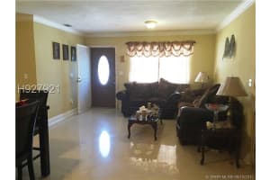 7311 NW 169th St, Hialeah, FL 33015, Sold 09/25/15