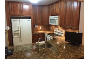430 SE 7th St #104e, Dania Beach, FL 33004, Sold 12/09/15