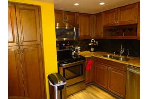 556 NW 98th Ave, Plantation, FL 33324, Sold 11/18/15
