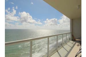 6051 N Ocean Dr, Hollywood, FL 33019, Sold 01/04/16