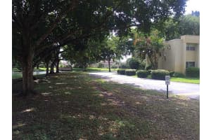8512 Old Country Manor, Davie, FL 33328, Sold 12/09/15