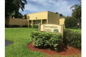 8512 Old Country Manor, Davie, FL 33328, Sold 12/09/15