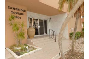 MLS# H930089, Hollywood, Florida 33019