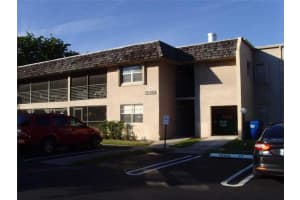 2810 Riverside Dr, Coral Springs, FL 33065, Sold 01/11/16