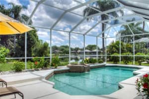 6939  LENNOX PL , UNIVERSITY PARK, FL 34201 - MLS#MFRA3896937