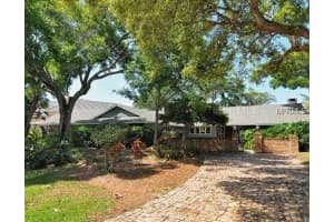 7656 Peninsular Dr, Sarasota, FL 34231, Sold 11/04/13