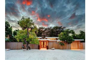 1155 Center Pl, Sarasota, FL 34236, Sold 01/31/13