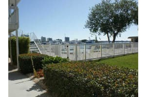 632 Golden Gate Point, Sarasota, FL 34236, Sold 03/31/15