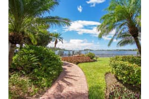 684 Freeling Dr, Siesta Key, FL 34242, Sold 05/29/14