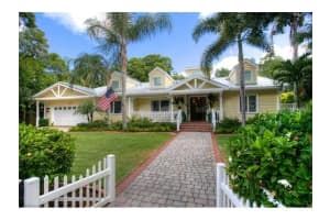 1715 South Dr, Sarasota, FL 34239, Sold 09/23/13