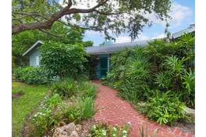 7112 Pine Needle Rd, Sarasota, FL 34242, Sold 04/01/14