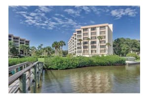 8701 Midnight Pass Rd, Sarasota, FL 34242, Sold 12/17/13