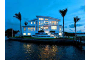 1456 Point Crisp Rd, Sarasota, FL 34242, Sold 12/20/13