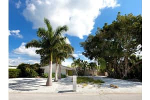 1186 Center Pl, Sarasota, FL 34236, Sold 12/09/13