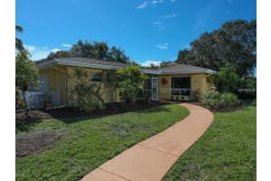 7404 Starfish Dr, Sarasota, FL 34231, Sold 01/30/14
