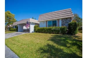2621 Riverbluff Pkwy, Sarasota, FL 34231, Sold 08/15/14