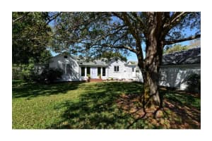 1585 Bay Point Dr, Sarasota, FL 34236, Sold 09/30/14