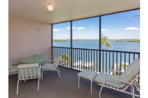 8977 Midnight Pass Rd, Sarasota, FL 34242, Sold 05/15/14